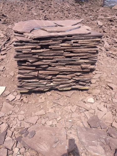 Плитняк лемезит бордовый для цоколя 1,5-2 см купить в Владимире