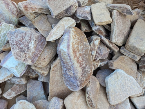 Златолит жёлтый, жёлто-зелёный глыбки и валуны для ланшафтного дизайна купить в Владимире