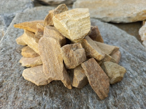 Златолит жёлтый декоративная каменная крошка купить в Владимире