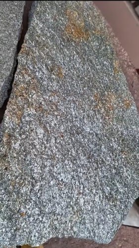 Плитняк златолит серебристый для цоколя, отмостки купить в Владимире