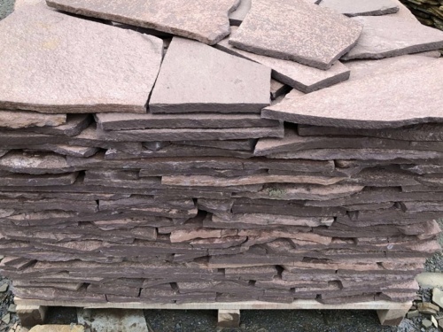 Плитняк лемезит бордовый для облицовки цоколя 20-25 мм  купить в Владимире