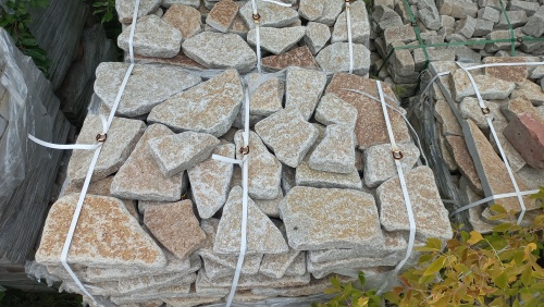 Гранитный плитняк галтованный для парковки купить в Владимире